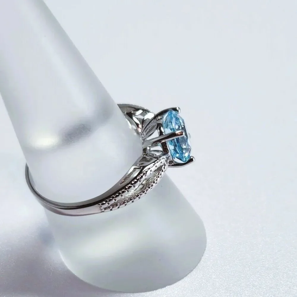 Blue Topaz 2.5 Carats Ring Size 7.5